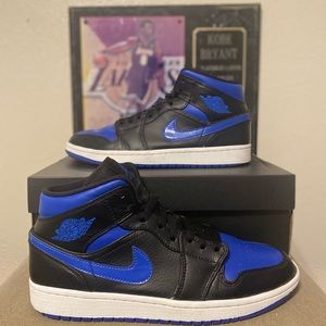 Jordan 1 Retro Black Hyper Royal